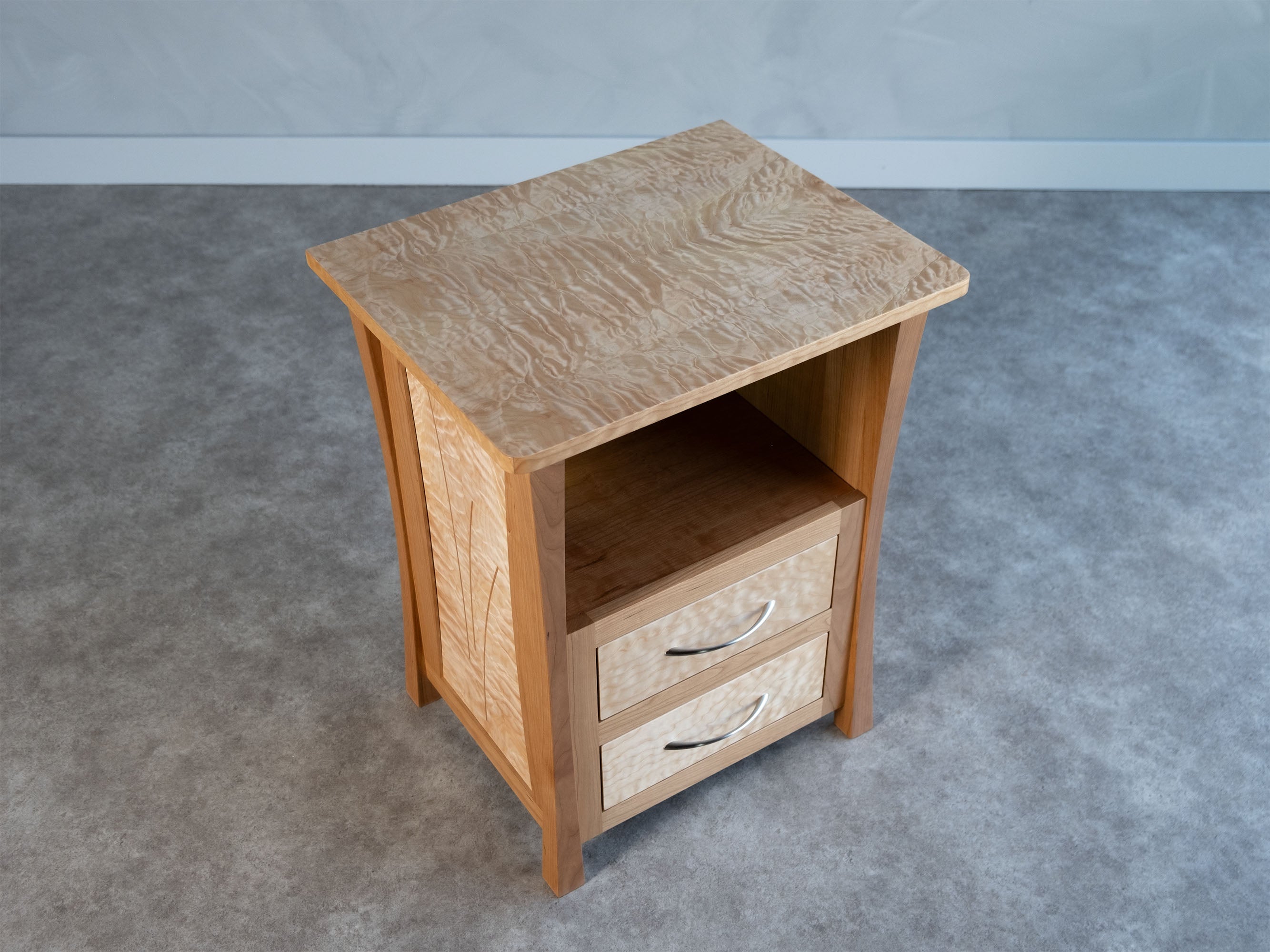 River Rushes Nightstand - Quilted Maple Edition