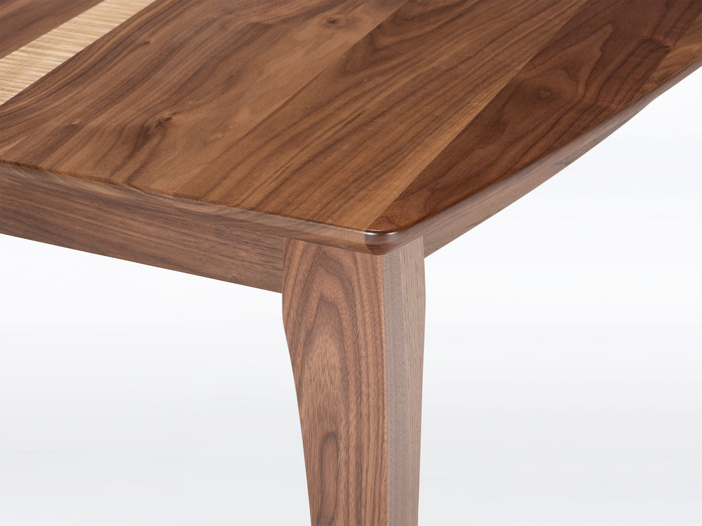 Beetleback Boat Shaped Table